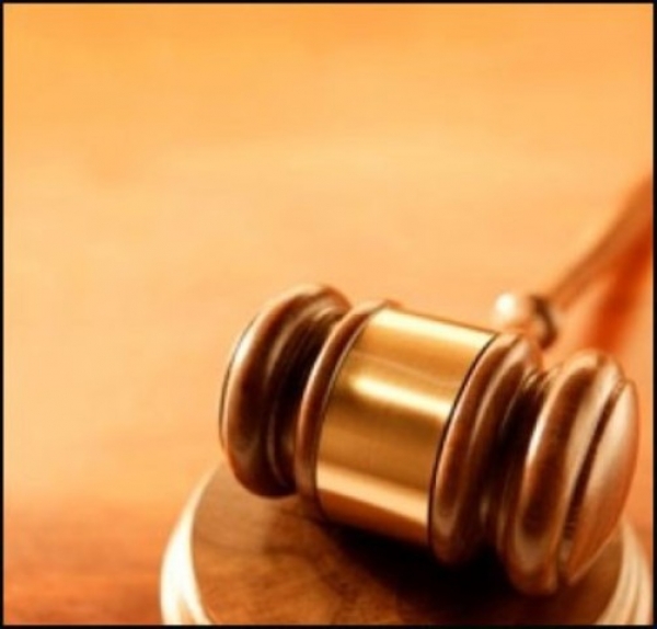 За халатность - в суд