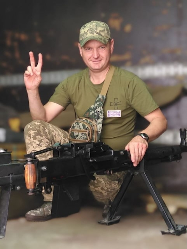 В Лозовой в последний путь провели своего земляка Виталия Григорьева