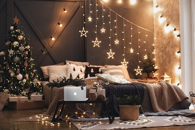 Как создать незабываемый декор к Новому году и Рождеству: идеи, советы и аксессуары