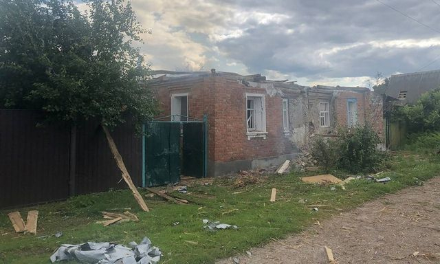 Россияне обстреляли Волчанск и Петропавловку, вспыхнули пожары