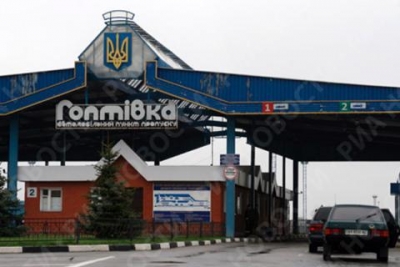 На КПП «Гоптовка» у гражданина обнаружили большое количество лекарств