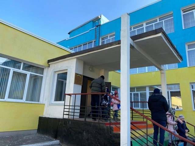 Массовое отравление в Дергачах – 37 младших школьников отравились в столовой лицея