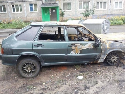 Неизвестные подожгли авто харьковского журналиста