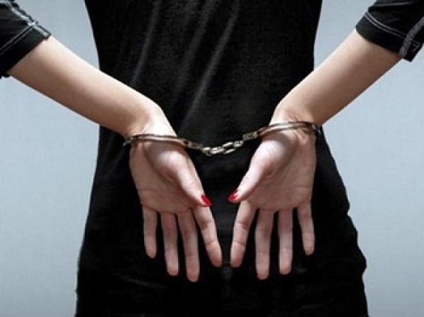 Осуждена 28-летняя сутенерша