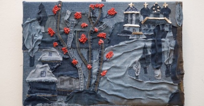 На выставке в Харькове представили картины из отходов