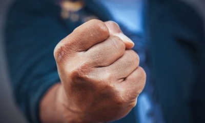 Суд на 4 месяца арестовал мужчину, который издевался над собственной бабушкой