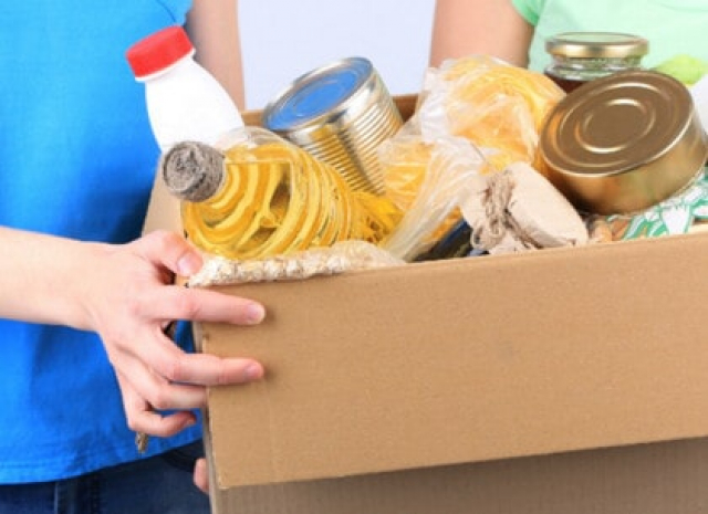 Депутаты и волонтеры из Одессы привезли харьковчанам гуманитарную помощь