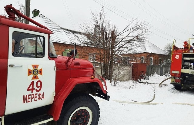 Во время пожара в Мерефе погибла хозяйка дома