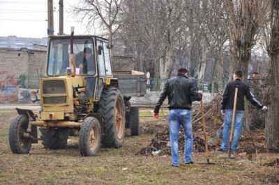 В Харькове убирали город