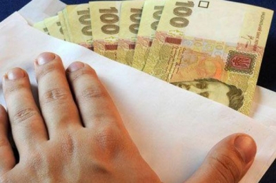 Владелец нелегального обувного цеха предстанет перед судом