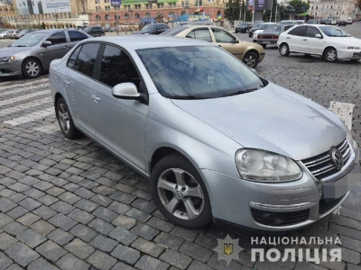 В центре Харькова под колеса автомобиля попал 12-летний подросток