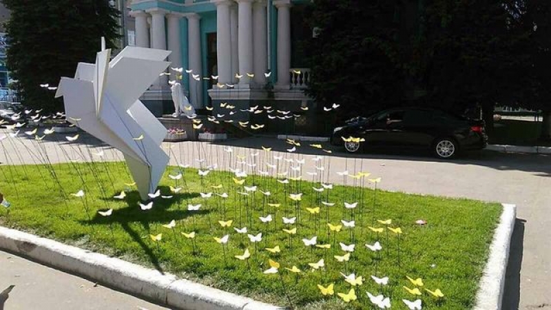 Как харьковчане самостоятельно украшают город (фото)