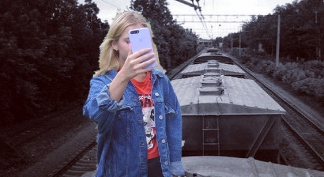 В полиции выясняют обстоятельства селфи на вагоне, во время которого пострадала девочка