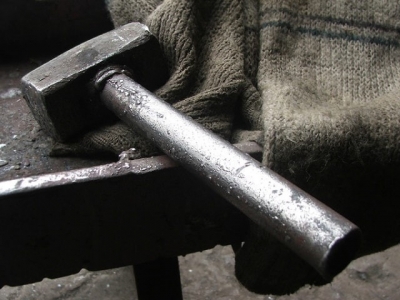 Житель Харькова из ревности забил жену кувалдой