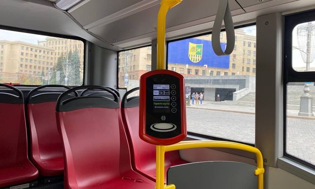 Харьковский муниципальный транспорт перейдет на безналичный расчет