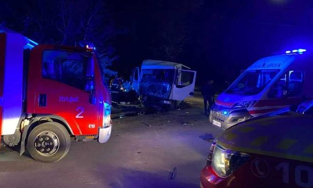 Автобус, перевозивший 50 юных спортсменов, попал в ДТП, пострадали двое детей и женщина