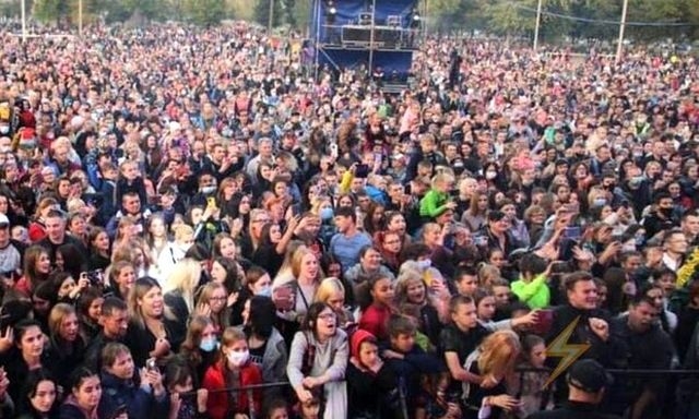 Харьковчане массово нарушили коронавирусный карантин