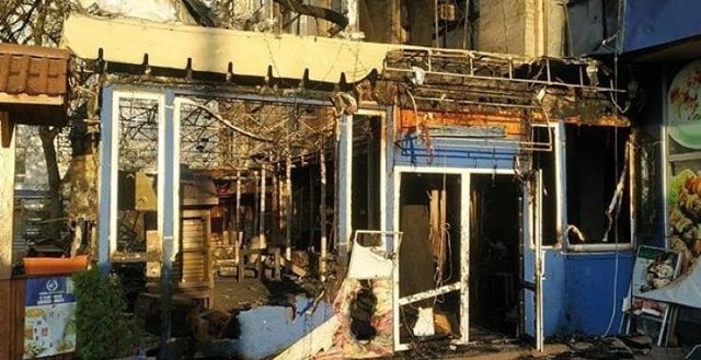 Масштабный пожар в центре Харькова - горело кафе «Четыре сезона» (видео)