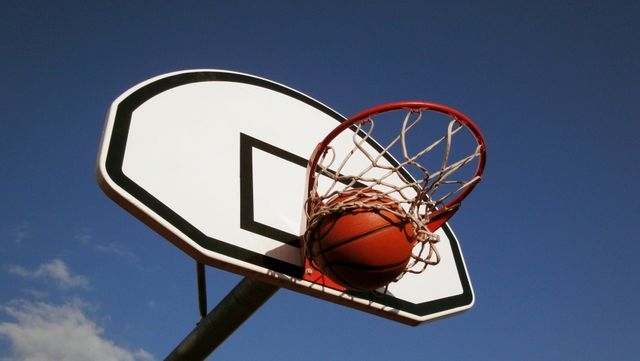 В школе № 143 появится современный спортивный комплекс