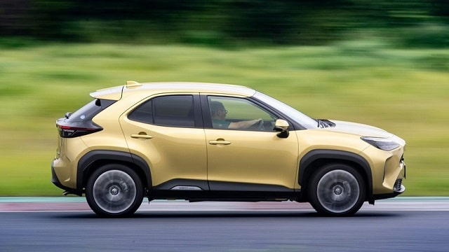 Toyota Yaris Cross: компактный кроссовер нового поколения!