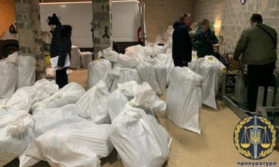 Разоблачена группировка, переправлявшая товары в Российскую Федерацию