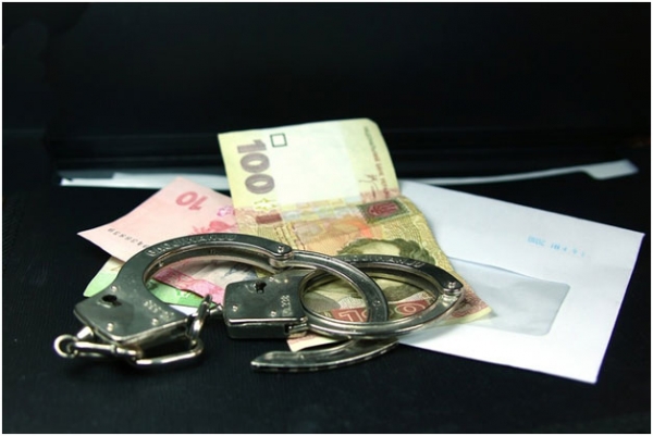 Мужчина ограбил приятеля