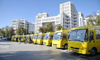 Громады Харьковской области получили 12 школьных автобусов
