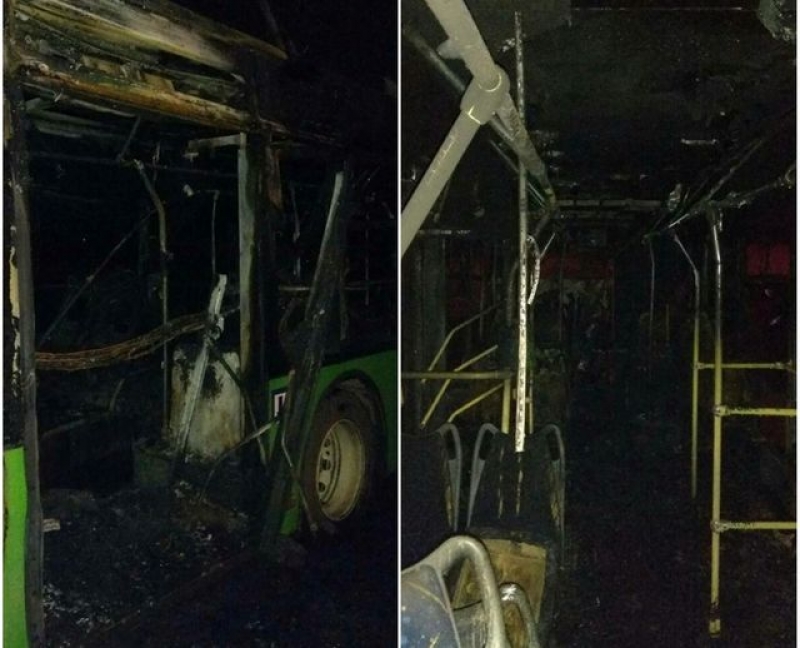 В Харькове горел троллейбус (фото)