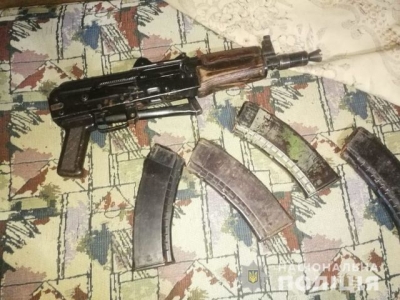 В Харькове с поличным пойман торговец оружием и боеприпасами