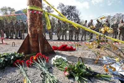 Семьи погибших в авиакатастрофе курсантов получили материальную компенсацию