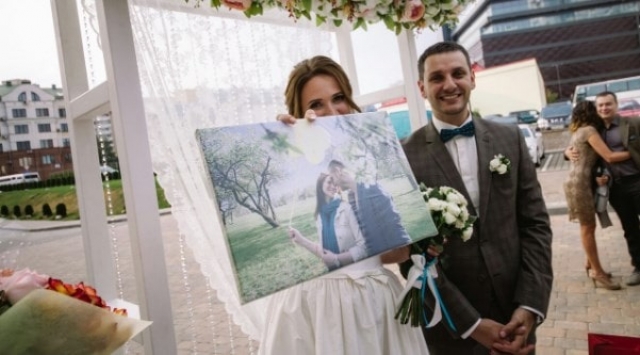 Портрет из фото: 10 идей оригинального подарка по любому поводу