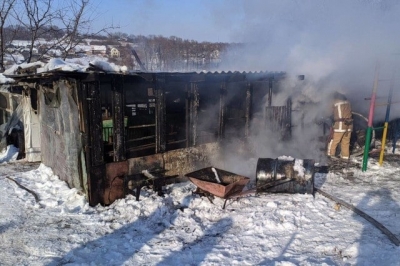 В Люботине пожарные спасали поросят в частном домохозяйстве