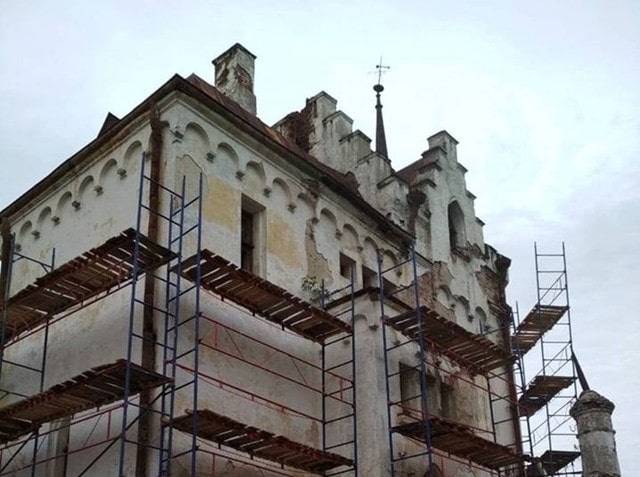 Под Харьковом приступили к реконструкции старинной усадьбы