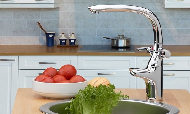 Смеситель для кухни: как выбрать, на что обратить внимание