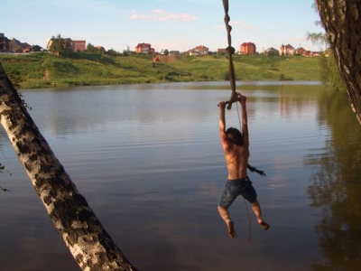 Подробности травмирования юного харьковчанина из-за падения с тарзанки