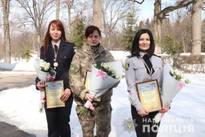 Сотрудницы полиции харьковской области приняли участие в соревнованиях по стрельбе