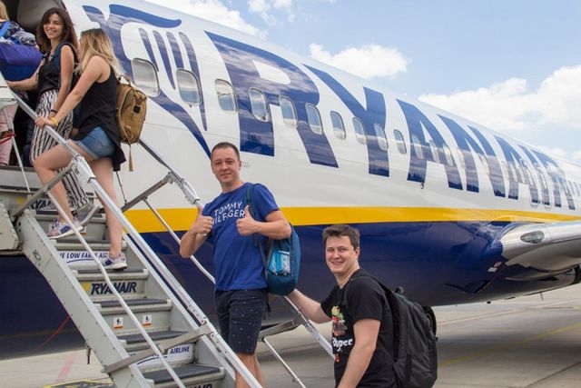 Лоукост Ryanair открыл прямое авиасообщение между Харьковом и Краковом