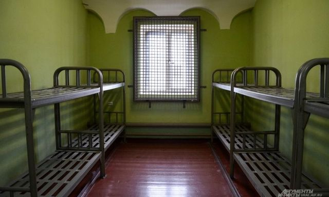 Постановлением суда в СИЗО отправлены пятеро полицейских