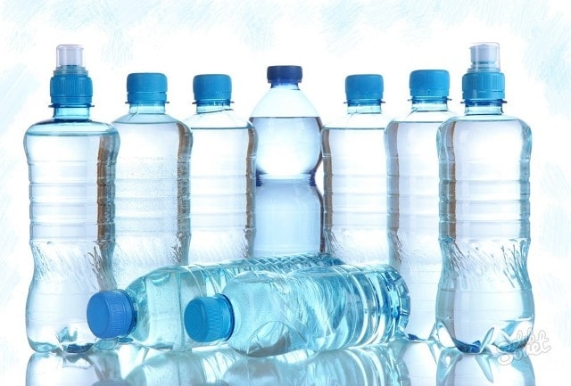 Бутилированная питьевая вода: какая должна быть, влияние на здоровье