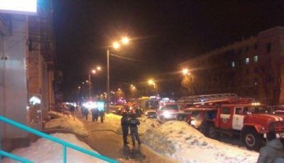 Пожар на госпредприятии в центре Харькова (видео)