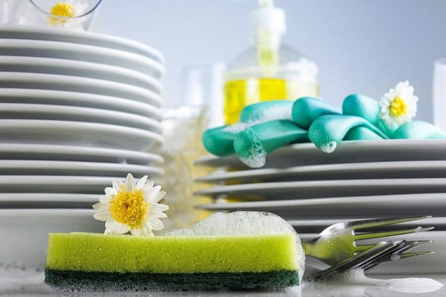 Правила экологичного мытья посуды