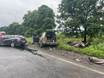 В тройном ДТП в Изюмском районе погиб военный