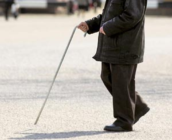 Безработные помогают незрячим гражданам