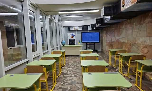 В «метрошколе» Харькова появился 11-й класс