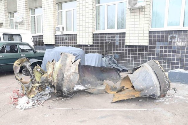 Следователи CAR изучили остатки ракеты, которой враг нанес удар по Харькову