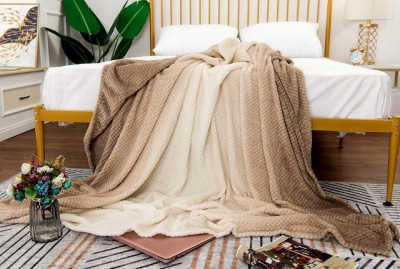 Плед и покрывало: что это такое, в чем разница