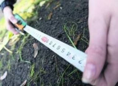 У предпринимателя забрали дамбу