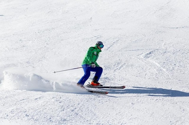 Лыжники протестировали спуск для будущей горнолыжной трассы в Дергачах