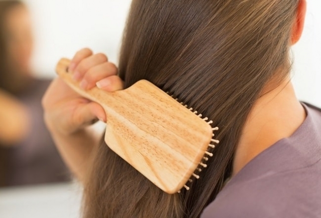 Какие бывают расчески для волос: виды и применение