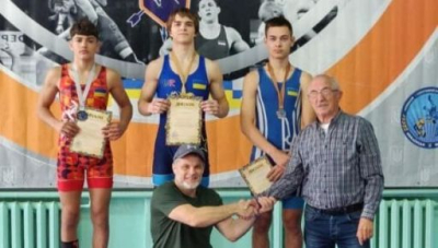 Харьковчанин стал двукратным чемпионом Украины по борьбе